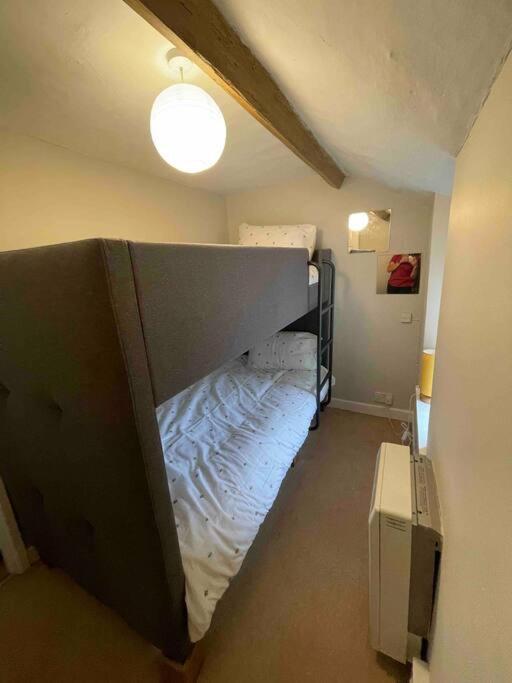 Yew Tree Cottage, 3 Bedroom, 4 Church Row Defynnog Devynock Exterior foto